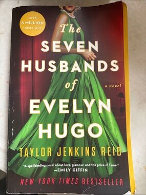 Book - The Seven Husbands of Evelyn Hugo by Taylor Jenkins Reid